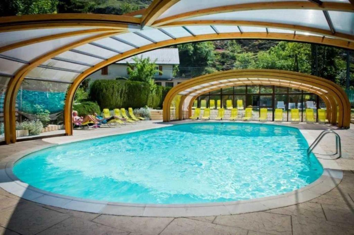 Camping 5 Etoiles - Piscine - Eeceff Le Bourg-dʼOisans Exterior foto